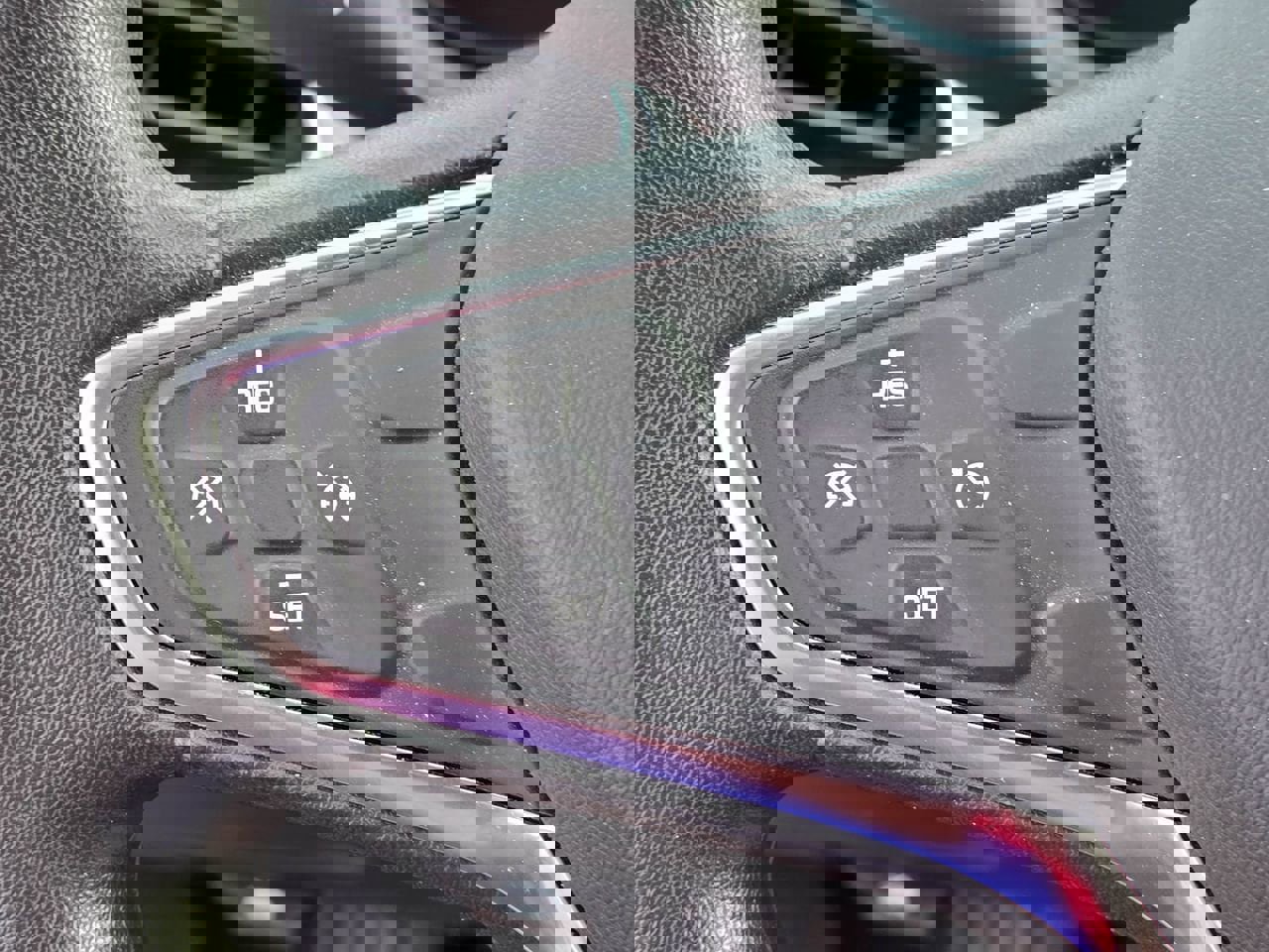 Used 2018 Chevrolet Malibu LT image 19