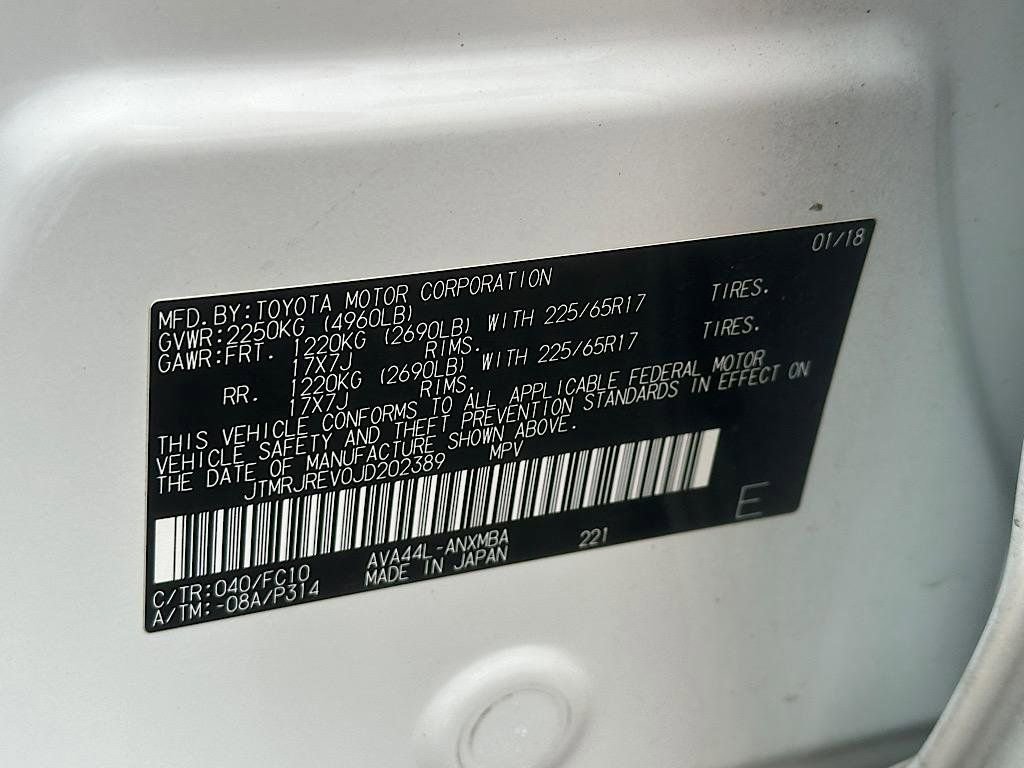 Certified 2018 Toyota RAV4 XLE w/ Protection Package image 27