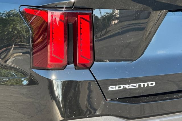 New 2026 Kia Sorento S w/ S Panoramic Sunroof Package image 34