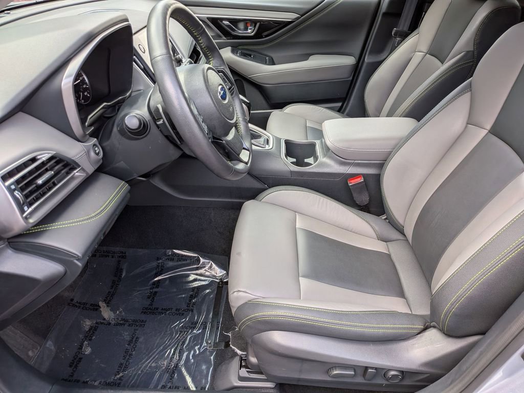 Used 2025 Subaru Outback Onyx Edition image 20