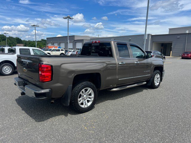 Used 2015 Chevrolet Silverado 1500 LTZ w/ LTZ Plus Package AWD/4WD image 5