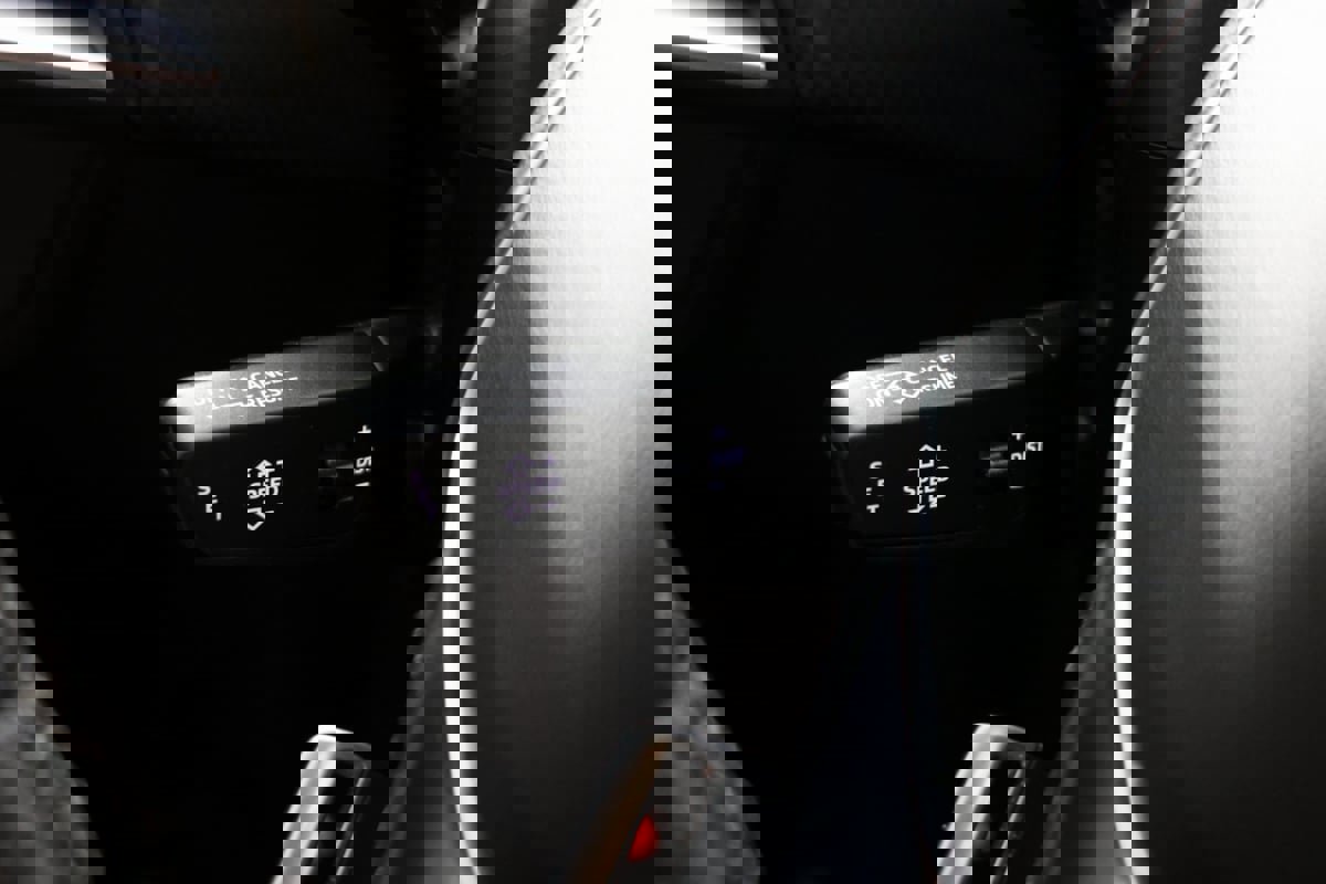 Used 2022 Audi e-tron GT Prestige image 27