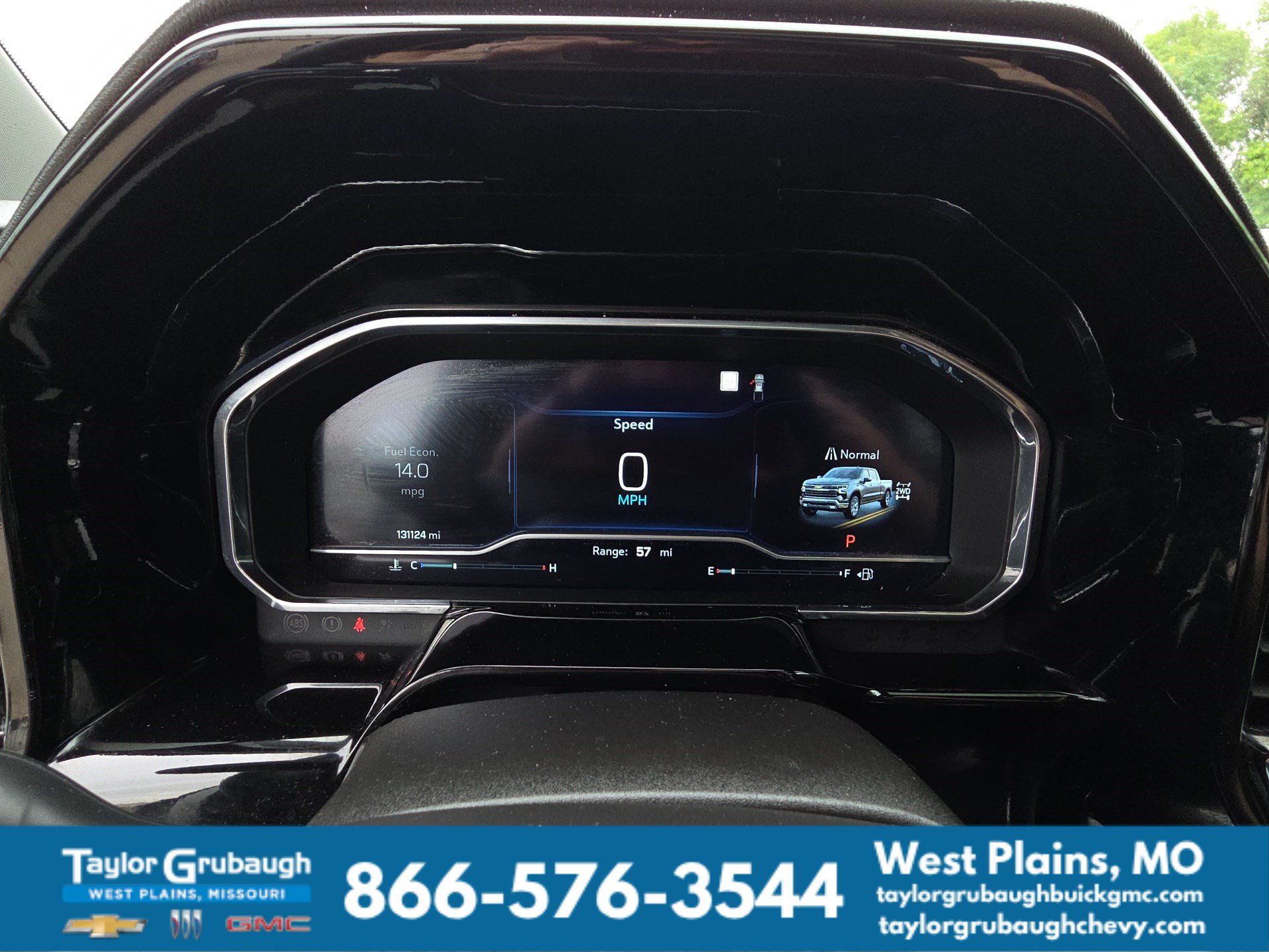 Used 2022 Chevrolet Silverado 1500 RST w/ Convenience Package II AWD/4WD image 18