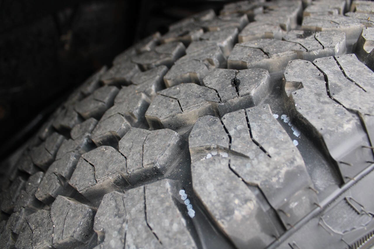 Used 2017 RAM 3500 SLT w/ Luxury Group image 17