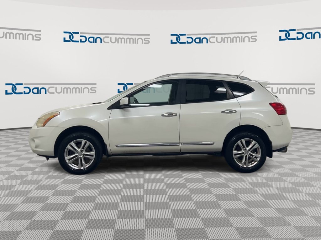 Used 2013 Nissan Rogue SV AWD/4WD image 5