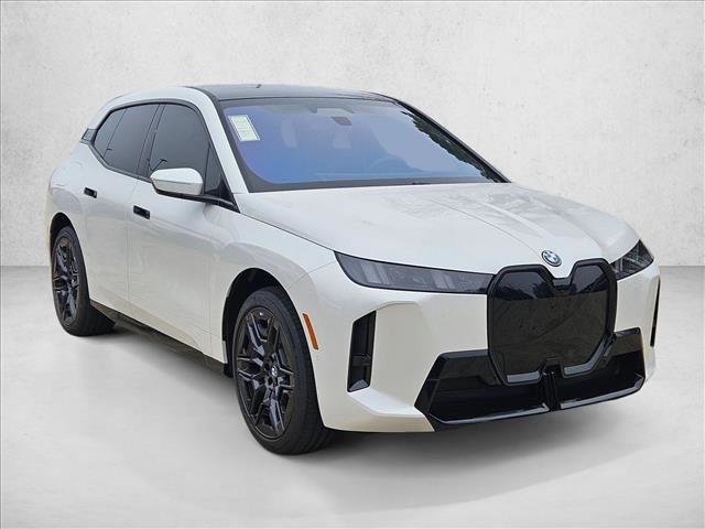 Used 2026 BMW iX xDrive60 image 3