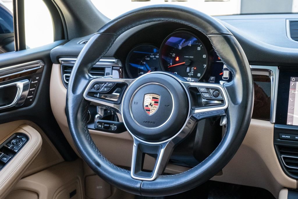 Used 2020 Porsche Macan image 29