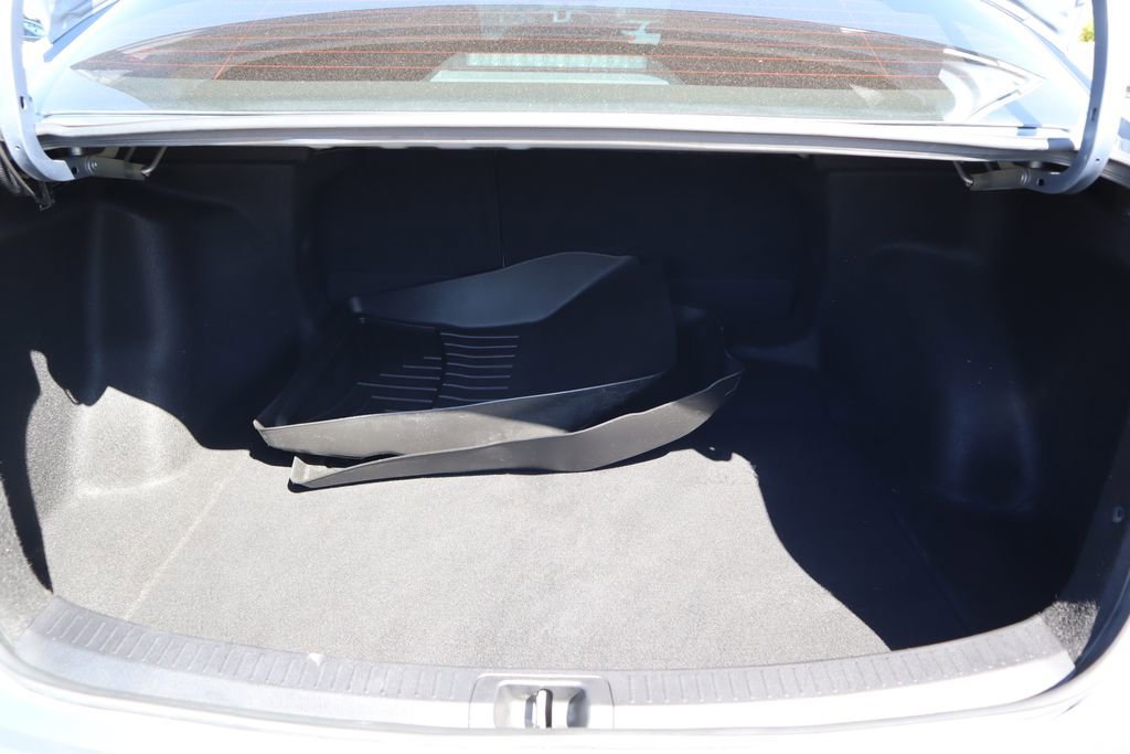 Certified 2023 Toyota Corolla LE image 27