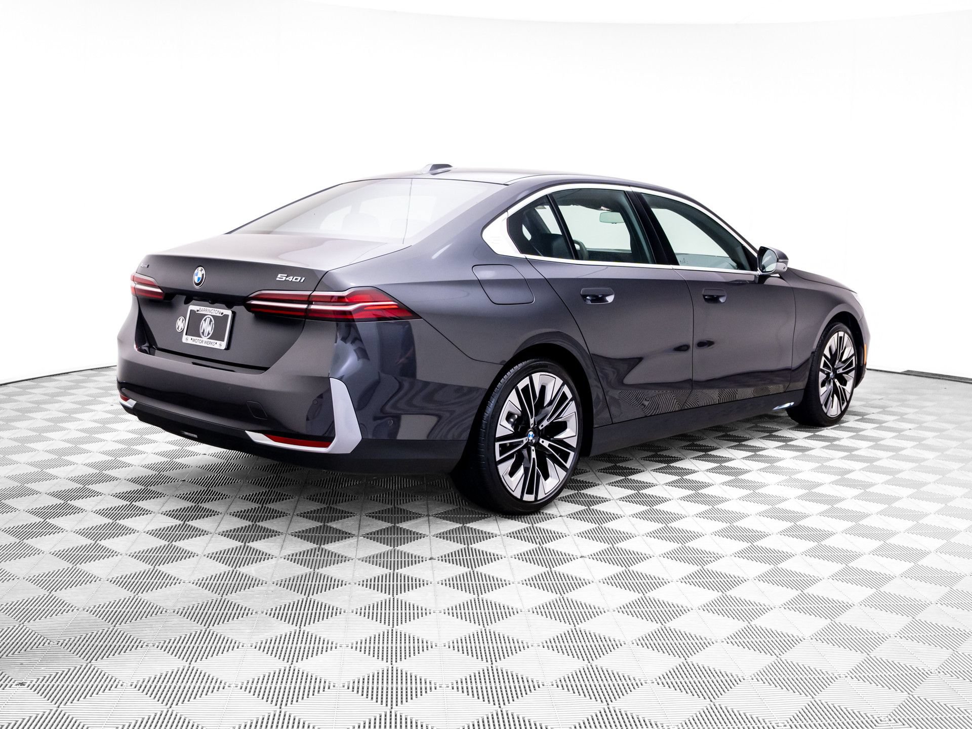 Certified 2024 BMW 540i xDrive w/ Premium Package AWD/4WD image 5