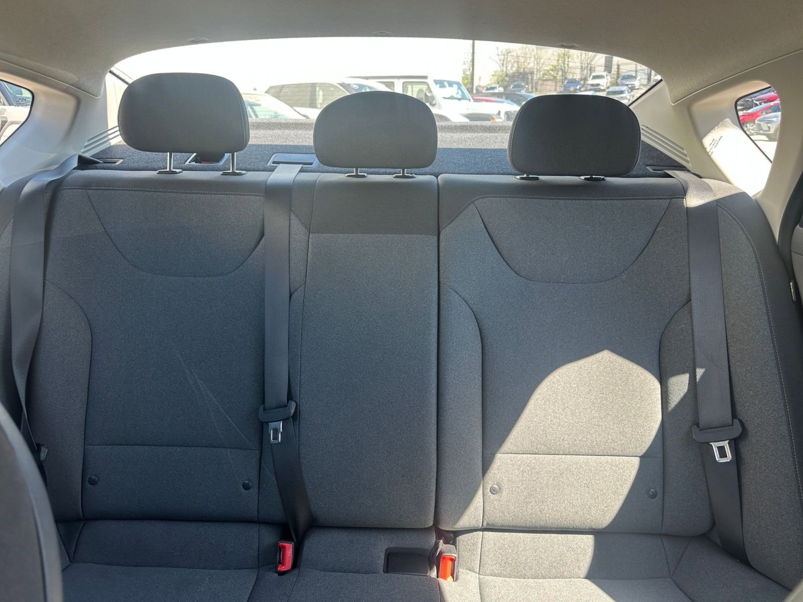 Used 2025 Kia K4 LXS image 36