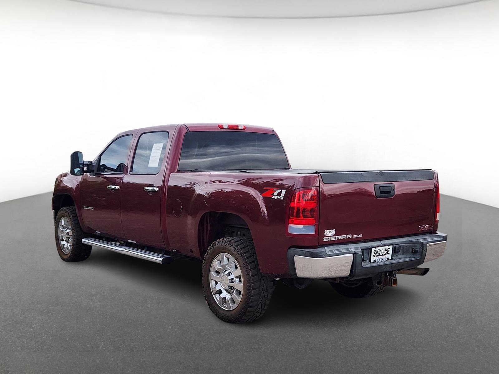 Used 2013 GMC Sierra 3500 SLE w/ SLE Preferred Package image 4