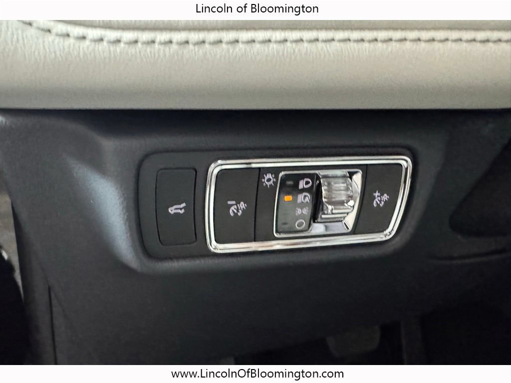 New 2026 Lincoln Aviator Reserve AWD/4WD image 38