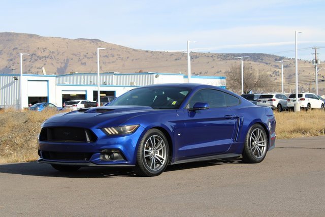 Used 2015 Ford Mustang Premium w/ Equipment Group 201A image 8