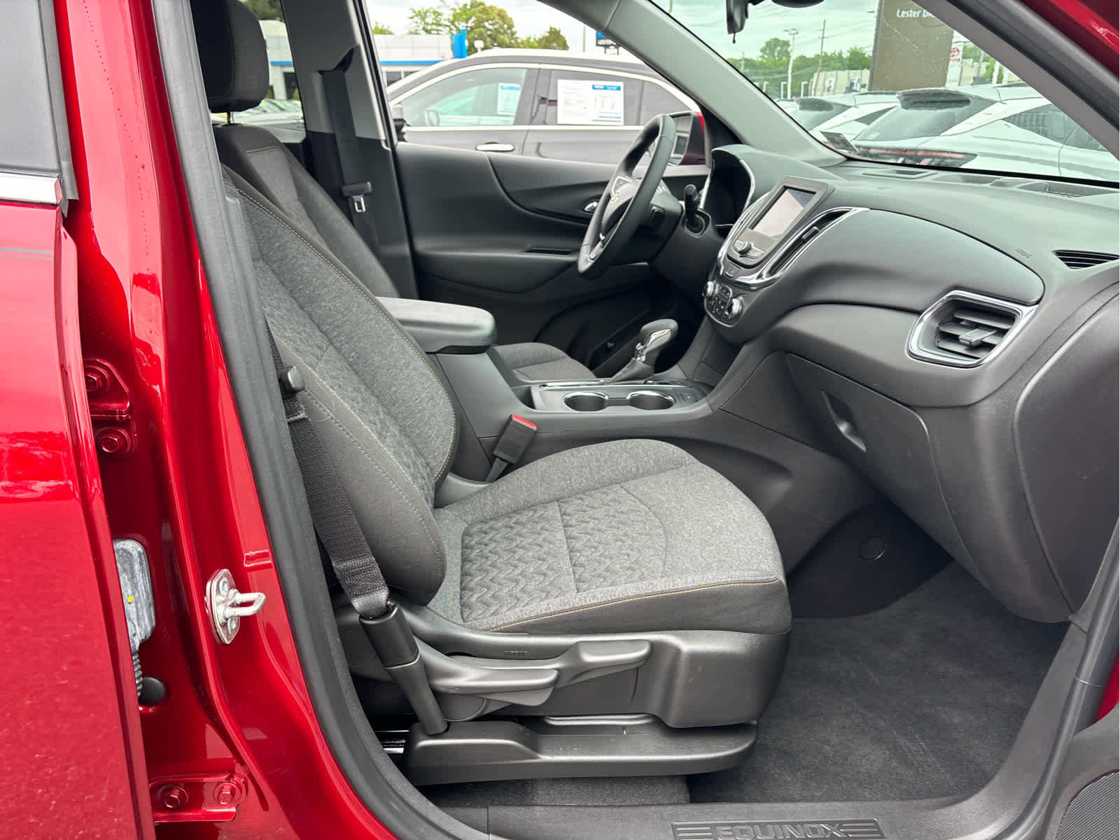 Certified 2024 Chevrolet Equinox LT w/ LPO, Floor Liner Package AWD/4WD image 18