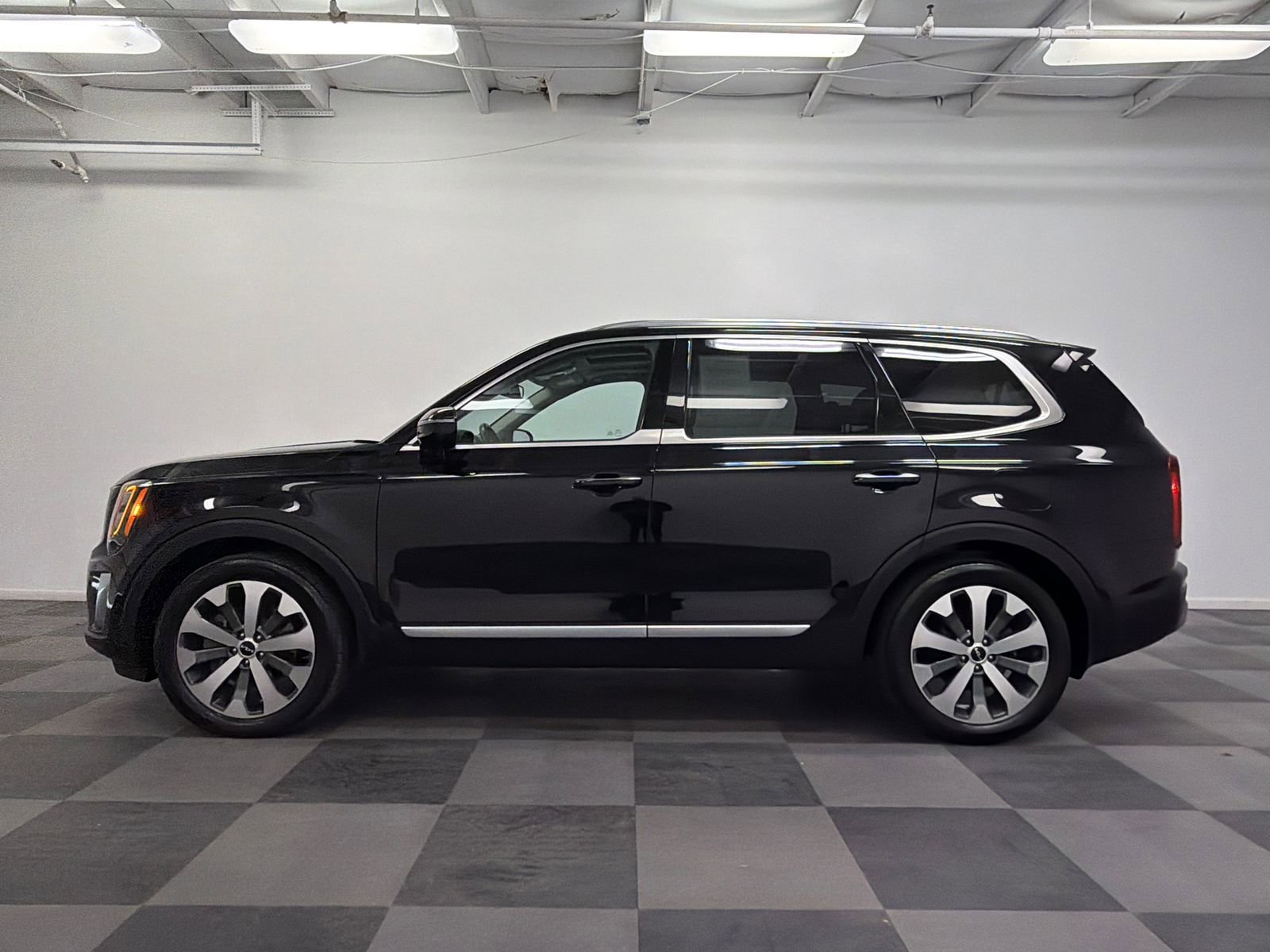 Used 2022 Kia Telluride SX image 4