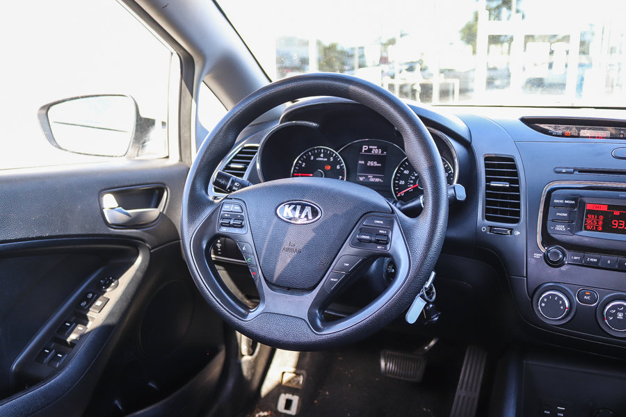 Used 2018 Kia Forte LX FWD image 14
