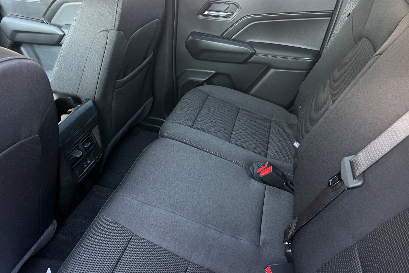 New 2026 GMC Canyon Elevation w/ Convenience Package image 10