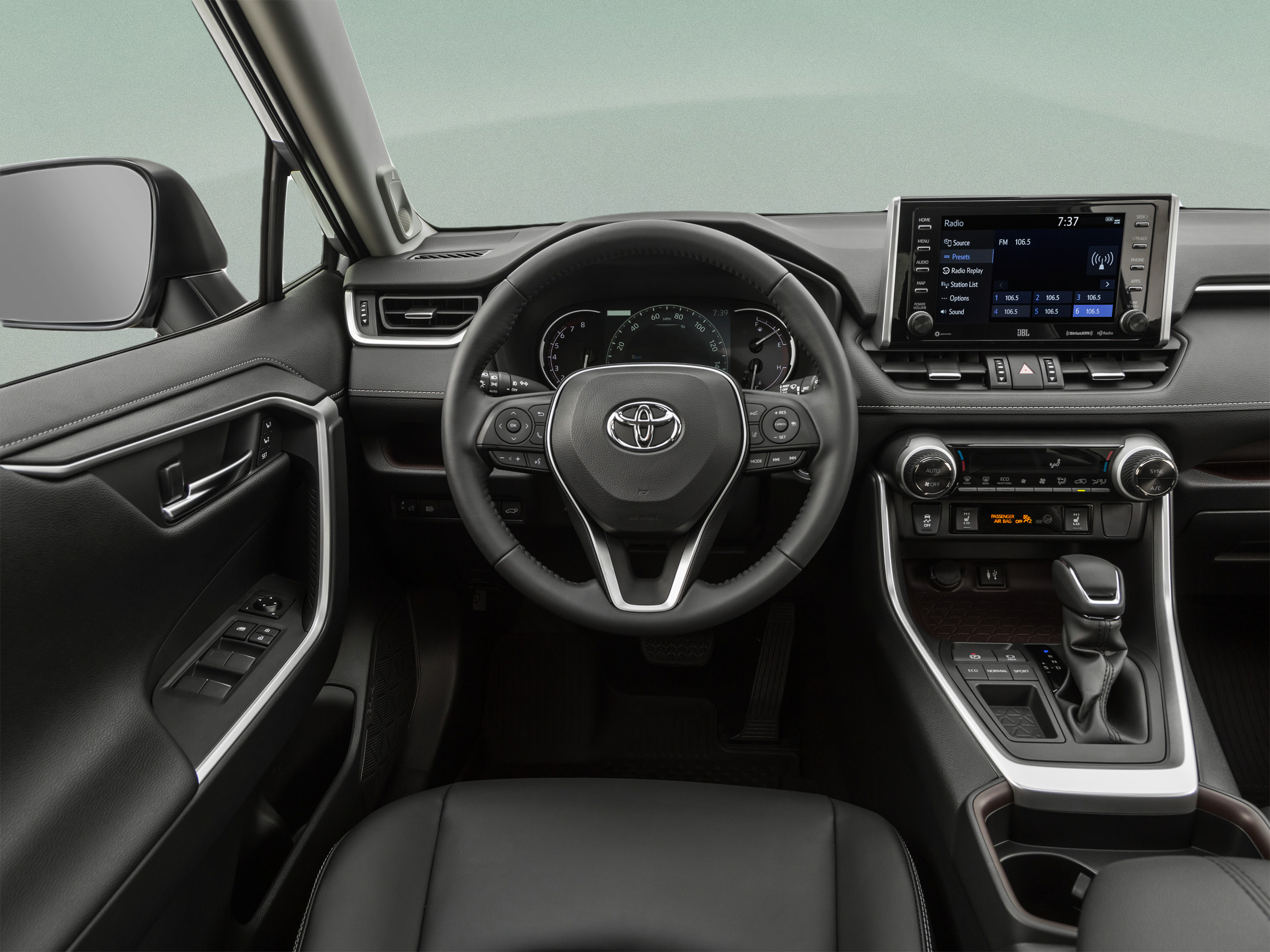 Used 2020 Toyota RAV4 Limited FWD image 63