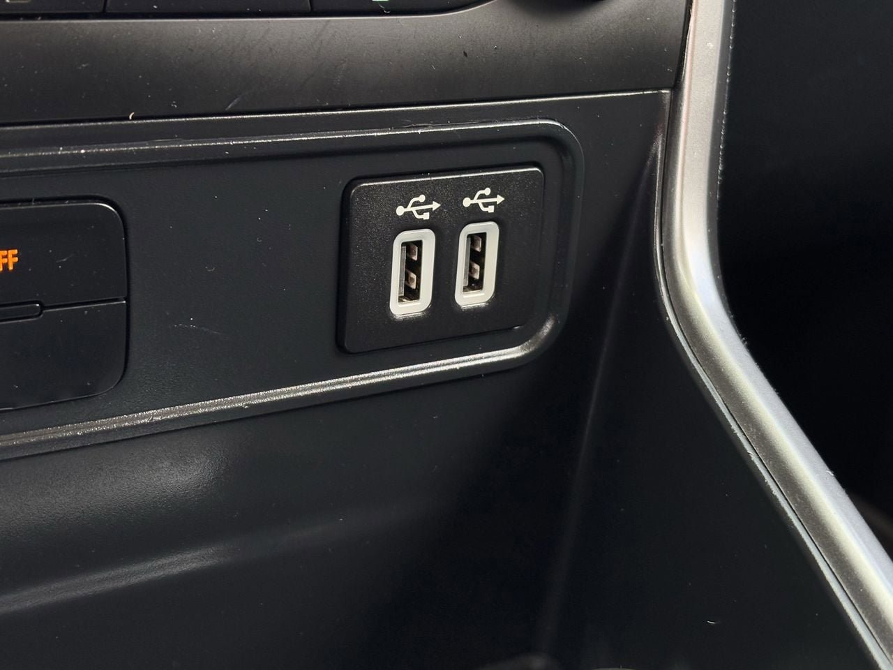 Used 2021 Ford EcoSport SE FWD image 21