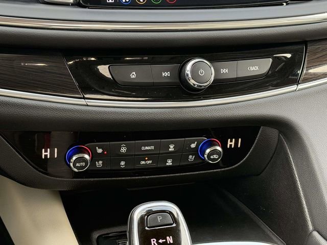 Used 2021 Buick Enclave Premium w/ Sun and Sites Package image 15