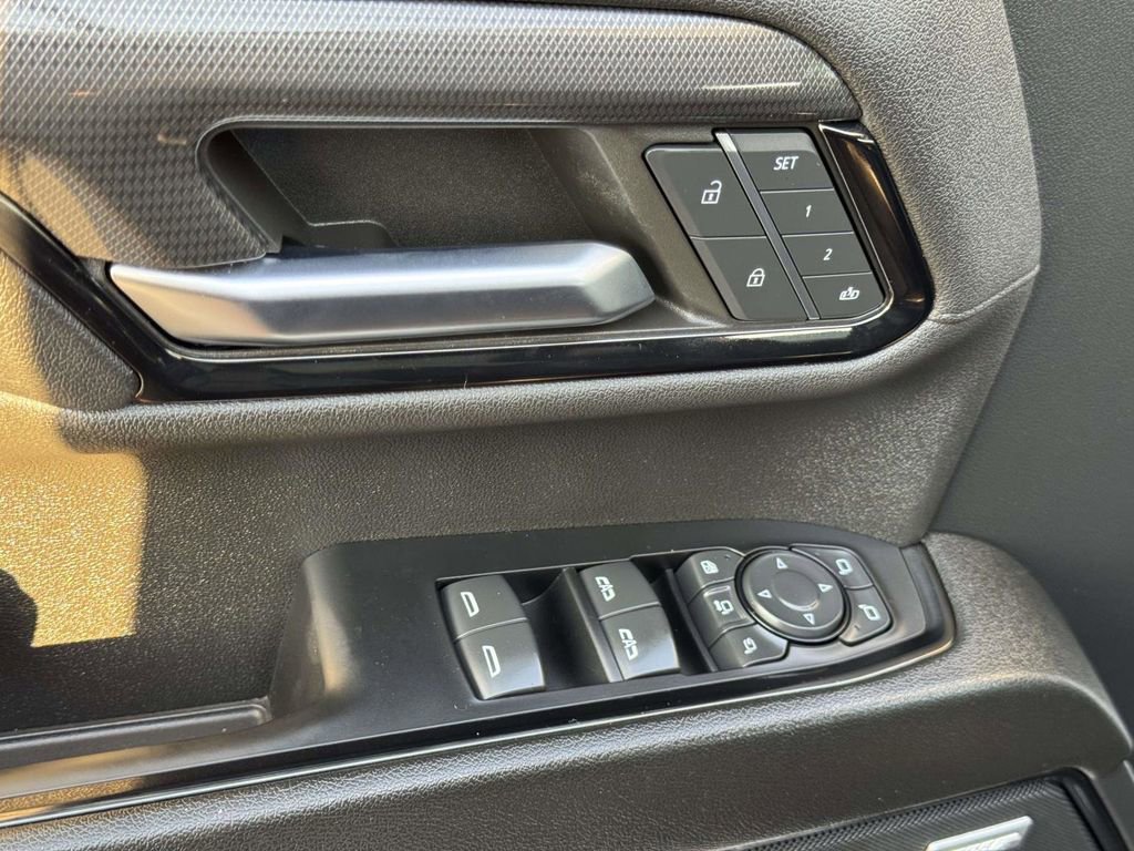 Used 2024 GMC Sierra 2500 AT4 w/ AT4 Premium Plus Package image 19