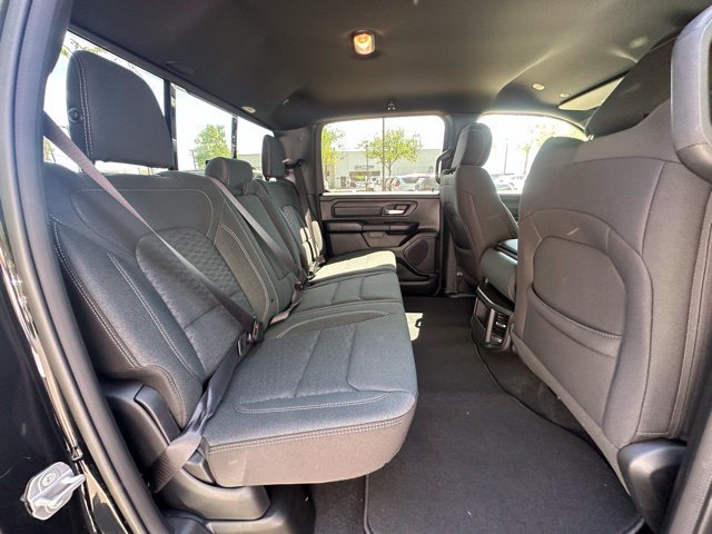 New 2026 RAM 1500 Express AWD/4WD image 29