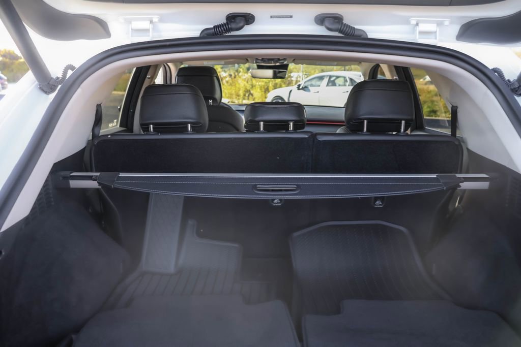 Used 2026 Genesis GV70 2.5T Select image 29