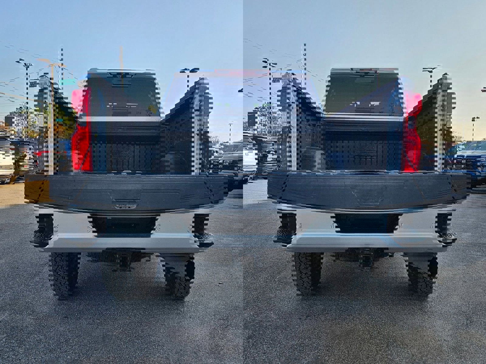 Used 2023 Chevrolet Silverado 2500 High Country image 4