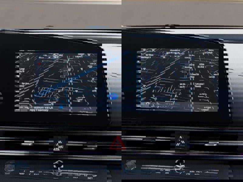 New 2025 Hyundai Elantra SEL image 13