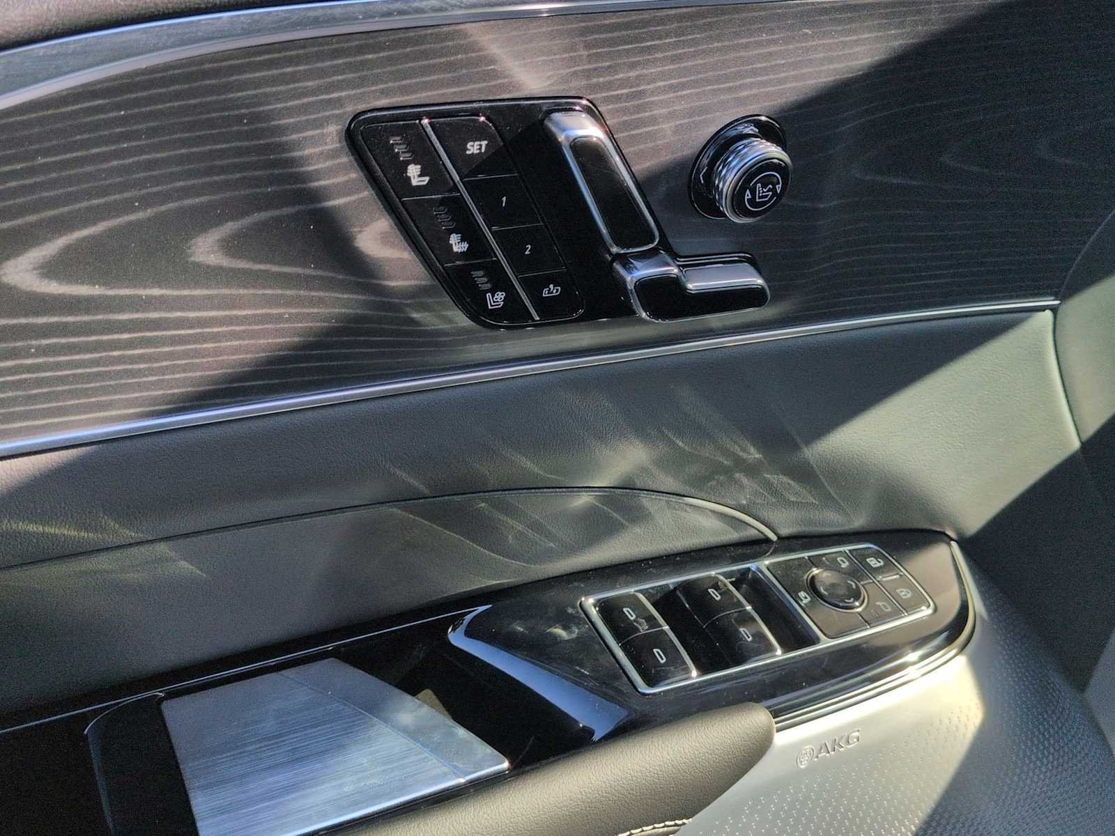 New 2026 Cadillac Lyriq V image 11