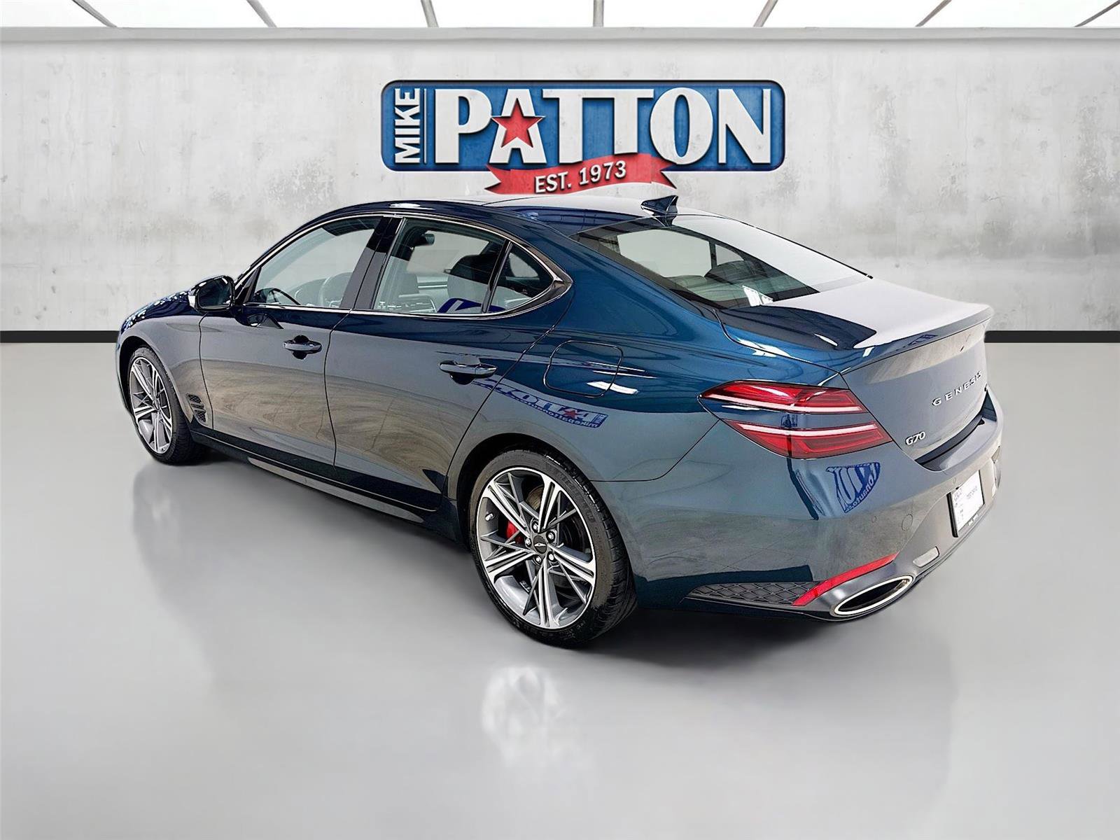 Used 2024 Genesis G70 3.3T Advanced w/ Sport Prestige Package image 5