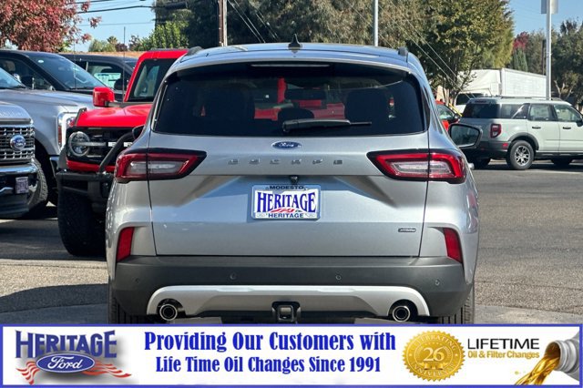 New 2024 Ford Escape SE w/ PHEV Premium Package FWD image 5