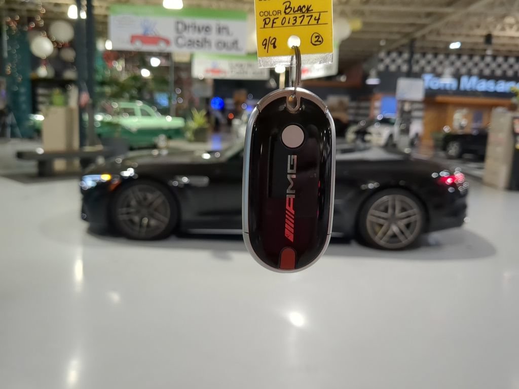 Used 2023 Mercedes-Benz SL 63 AMG 4MATIC image 4