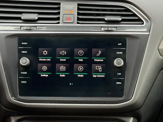 Used 2022 Volkswagen Tiguan SE R-Line FWD image 28