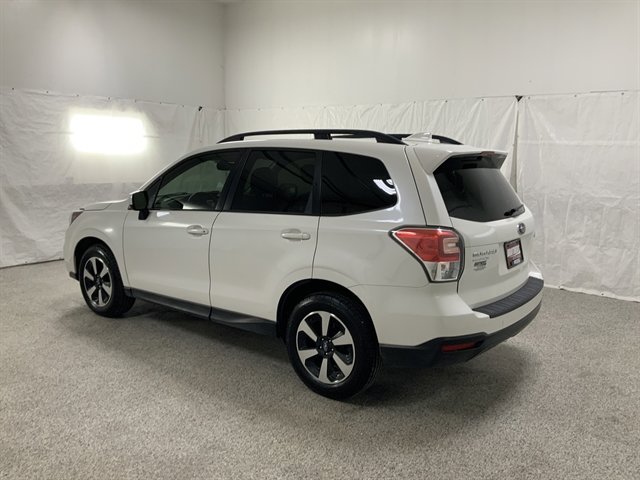 Used 2018 Subaru Forester 2.5i Premium AWD/4WD image 7