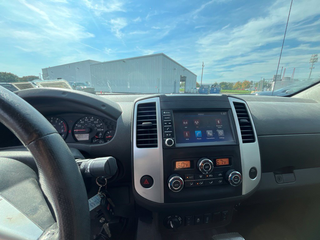Used 2019 Nissan Frontier SV w/ Value Truck Package AWD/4WD image 12
