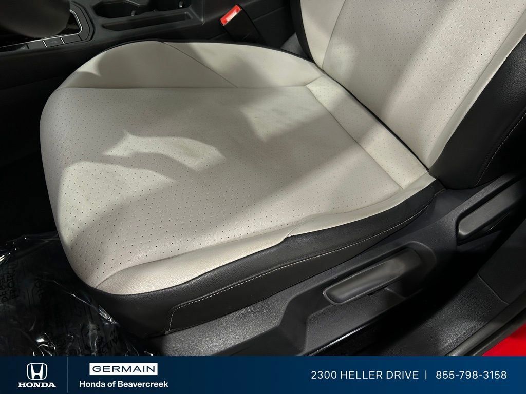 Used 2020 Volkswagen Jetta R-Line w/ R-Line Cold Weather Package FWD image 19