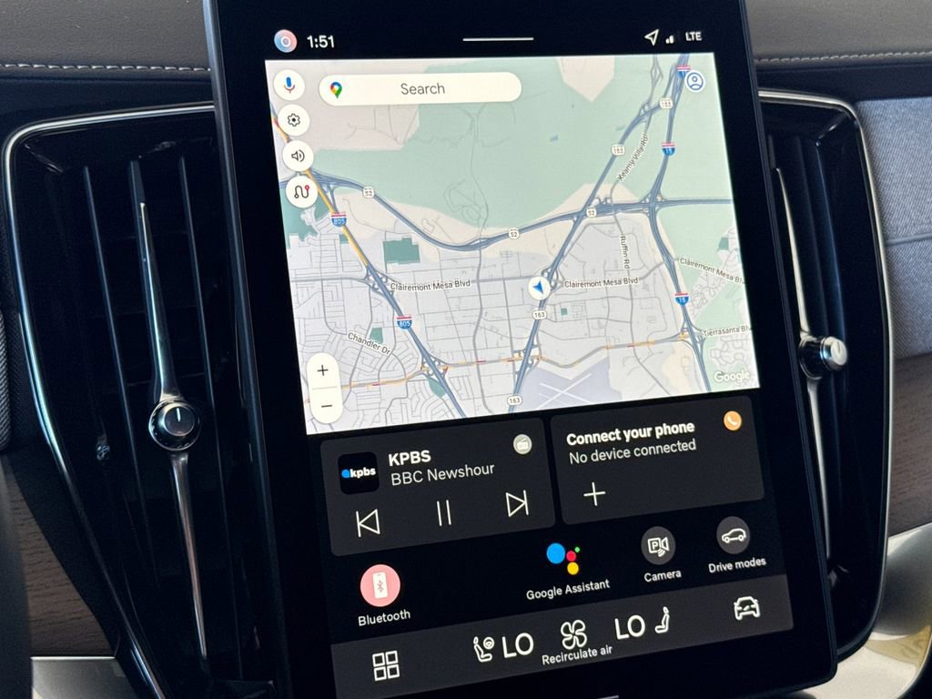 New 2026 Volvo XC90 T8 Plus w/ Protection Package Premier image 19