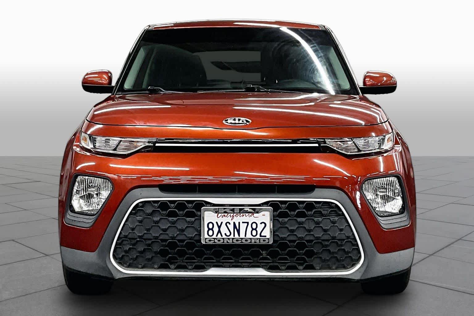 Used 2021 Kia Soul LX FWD image 3