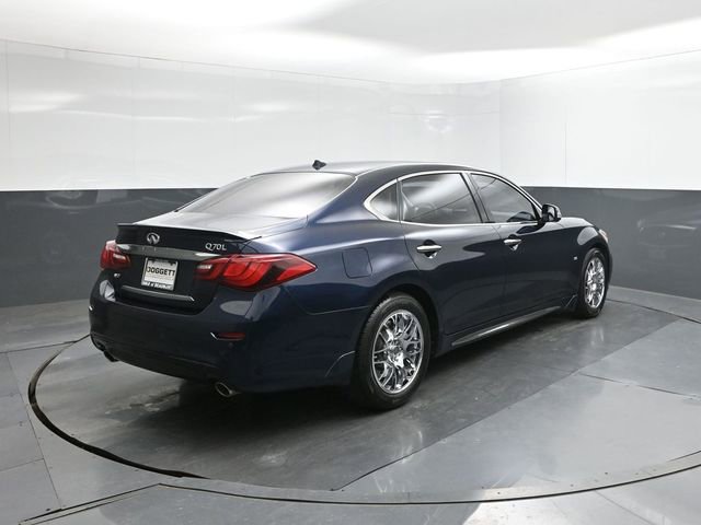 Used 2017 INFINITI Q70 L 3.7 image 8