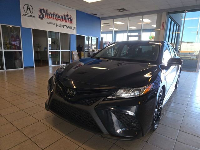 Used 2020 Toyota Camry SE