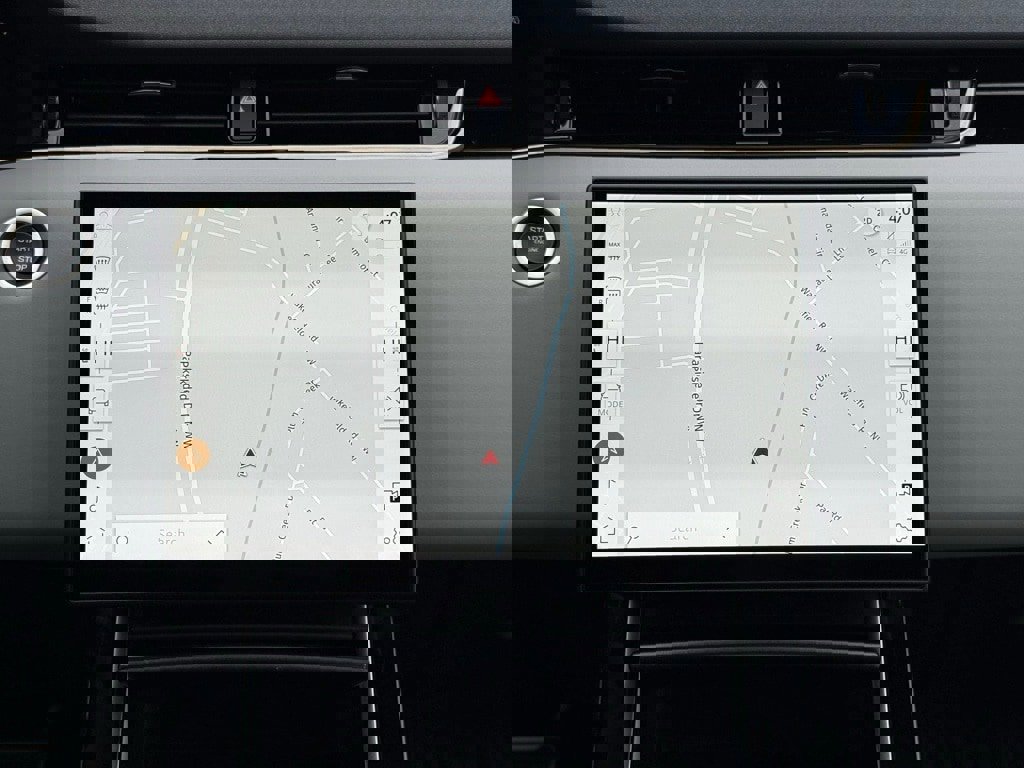 Certified 2026 Land Rover Range Rover Evoque Dynamic SE image 25