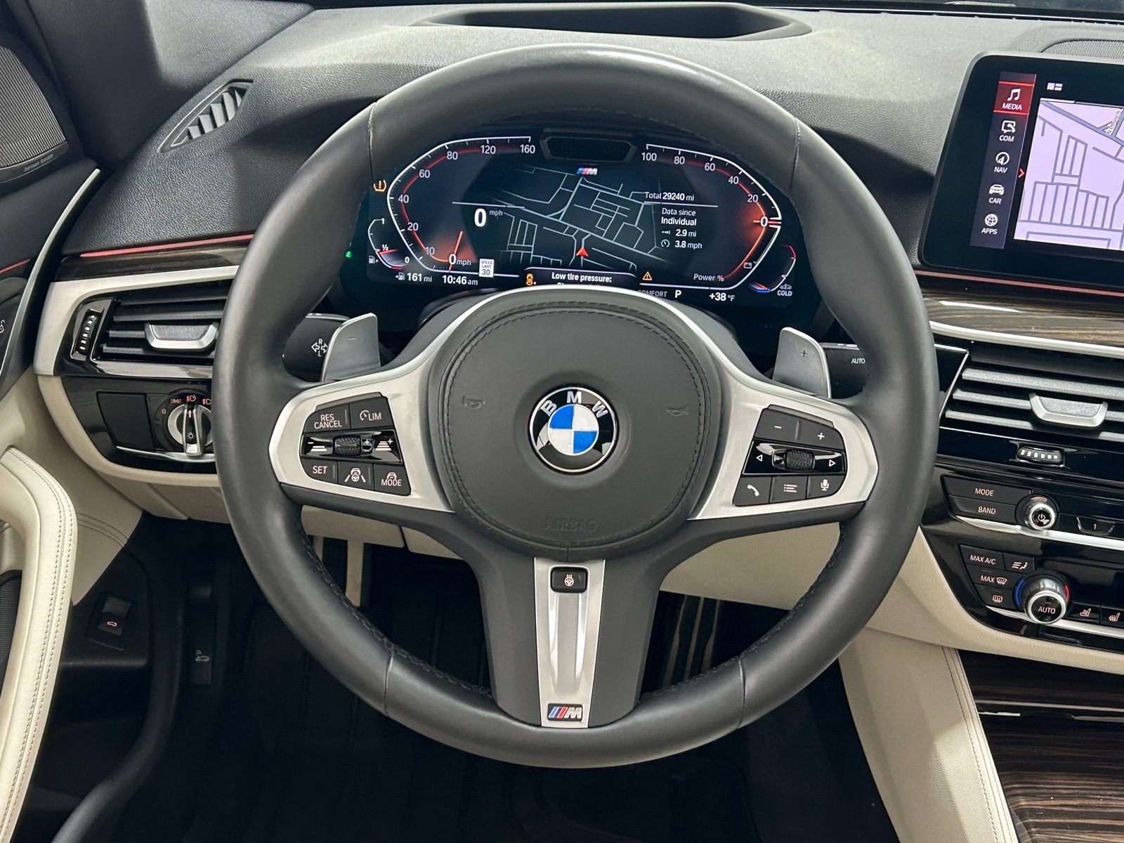 Used 2023 BMW 540i xDrive w/ M Sport Package image 12