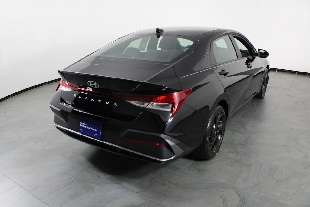 Certified 2026 Hyundai Elantra Sport FWD image 16