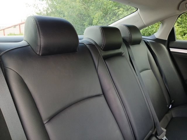 Used 2018 Honda Civic EX-L image 5