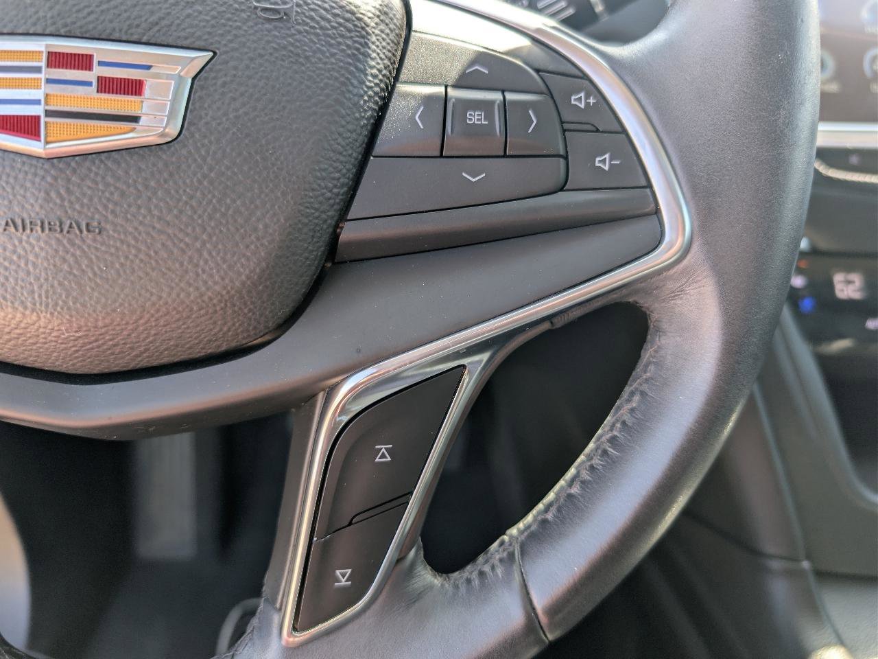 Used 2017 Cadillac XT5 Premium Luxury w/ Advanced Security Package image 19