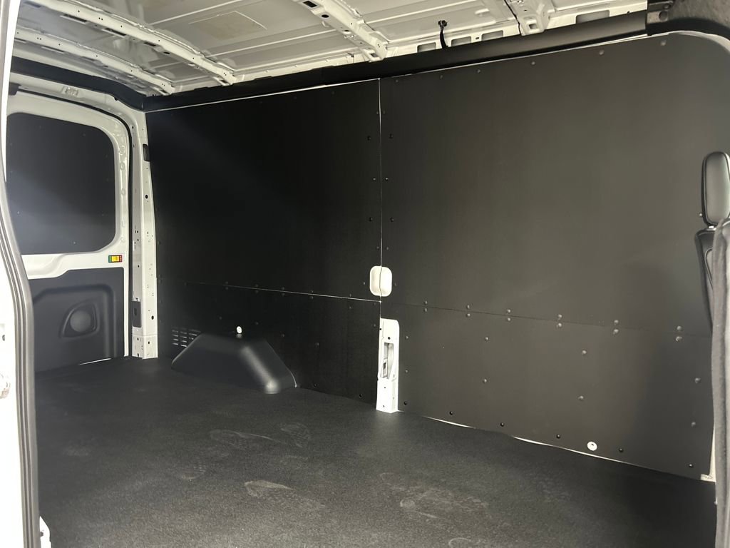 New 2026 Ford Transit 250 148 Medium Roof w/ Load Area Protection Package image 15