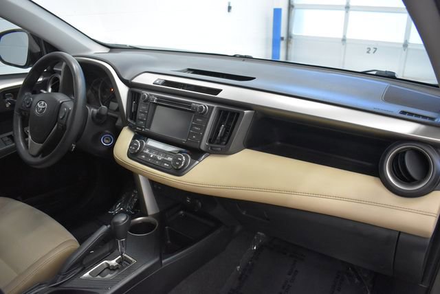 Used 2014 Toyota RAV4 XLE AWD/4WD image 18