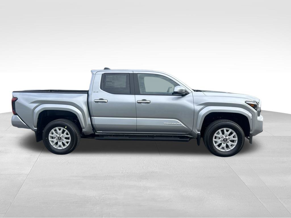 New 2026 Toyota Tacoma SR5 AWD/4WD image 6