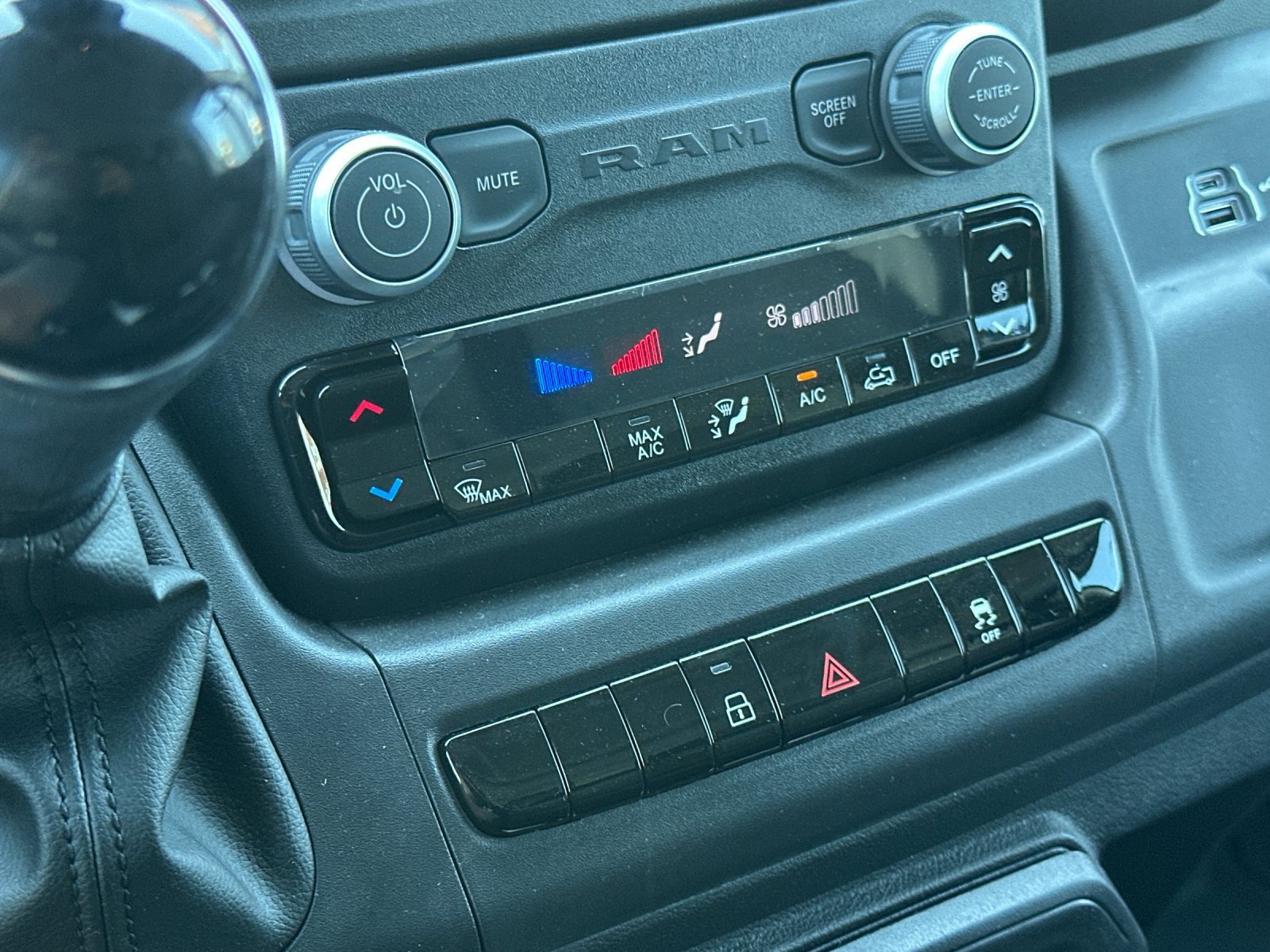 New 2026 RAM ProMaster 2500 image 17